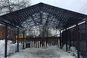 Двухскатный навес для автомобиля 8*5*2,5 м поликарбонат