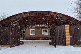 Навес для двух автомобилей 10*18*2,5 м из поликарбоната